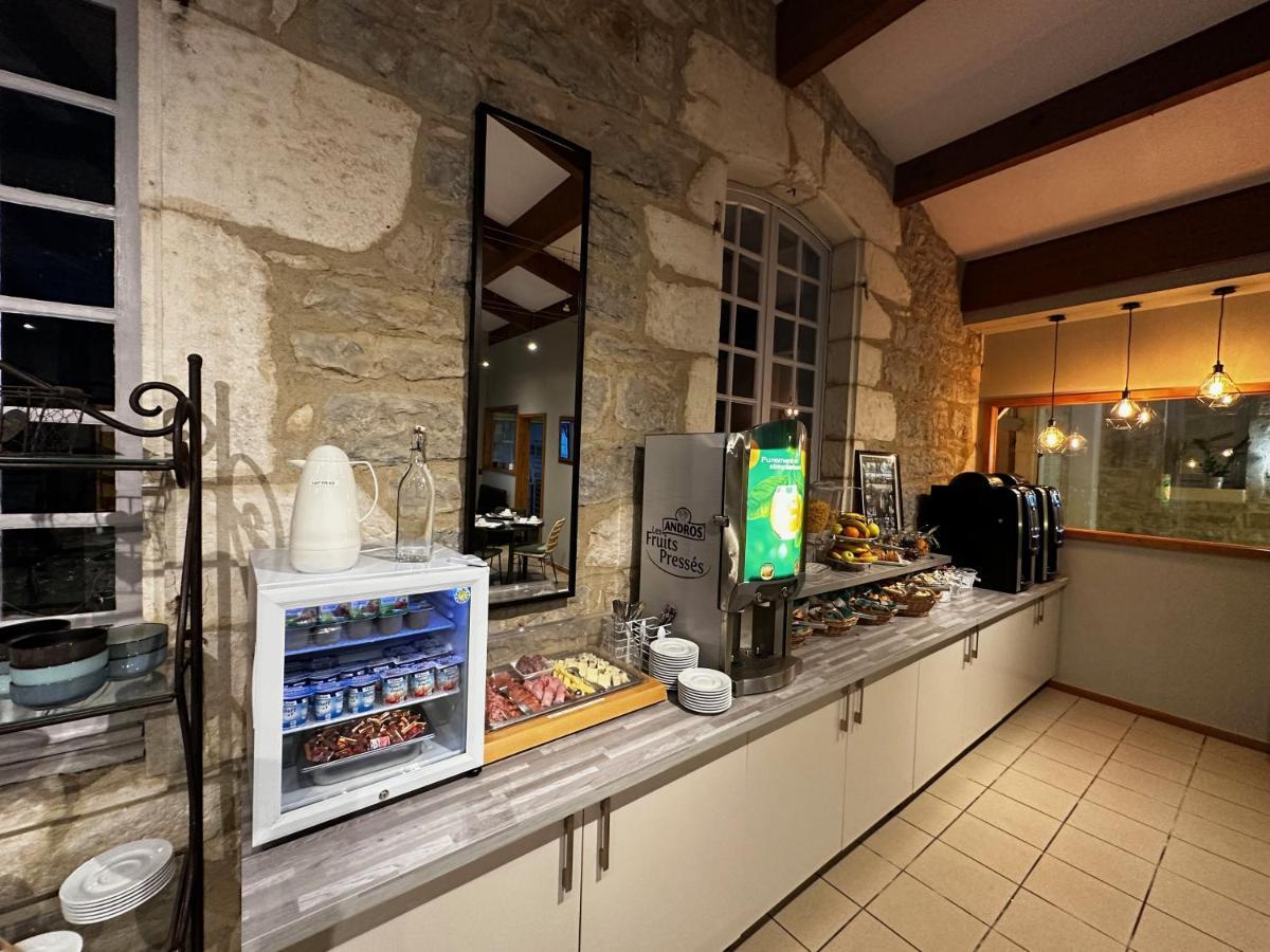 Hotel Du Chateau Alvignac Exterior photo